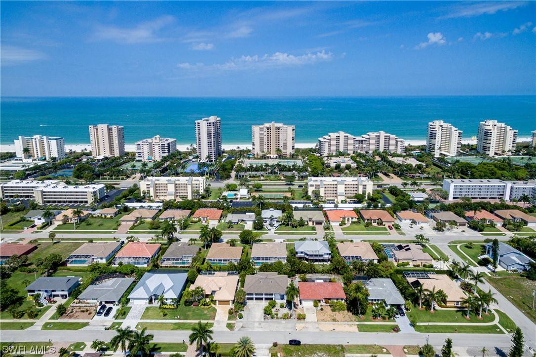 Marco Island, FL 34145,832 Swan DR