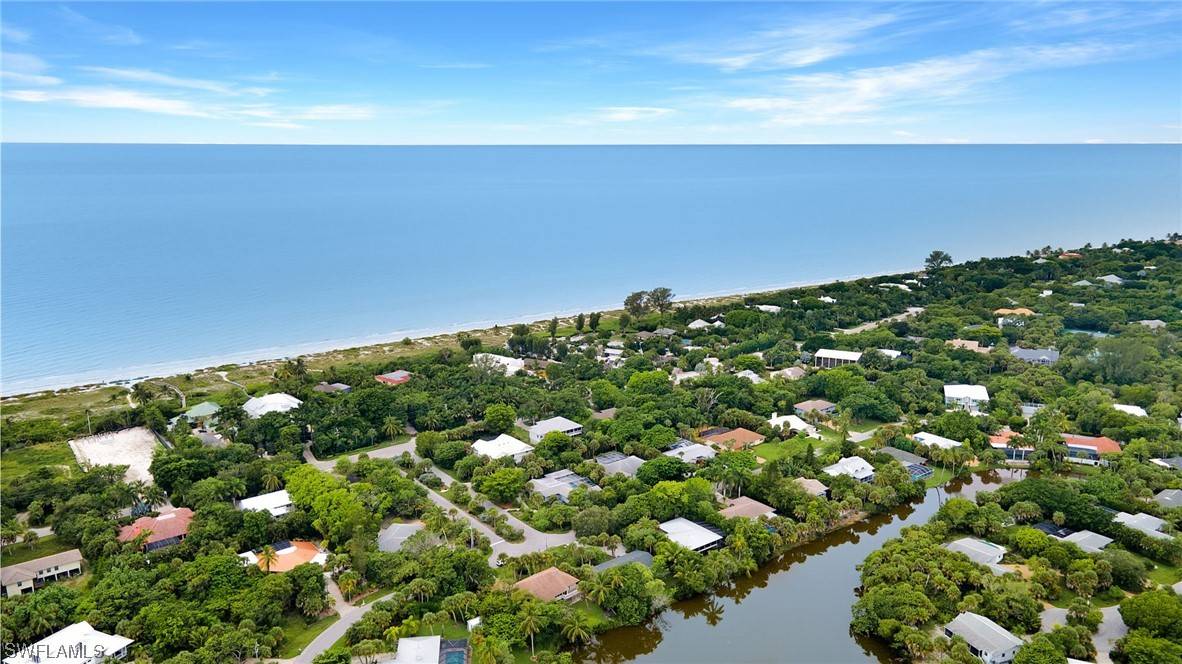 Sanibel, FL 33957,3902 Coquina DR