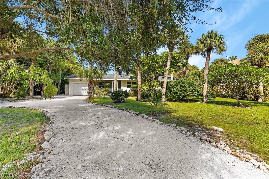 Sanibel, FL 33957,3902 Coquina DR