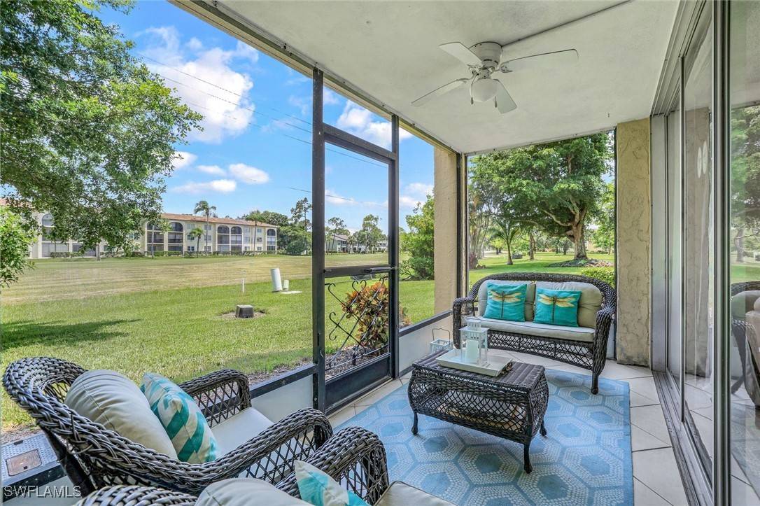 Naples, FL 34105,1087 Forest Lakes DR #1-104