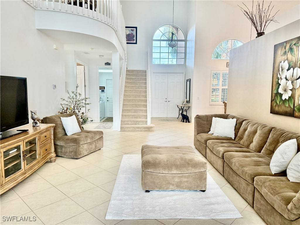 Naples, FL 34119,2000 Isla De Palma CIR