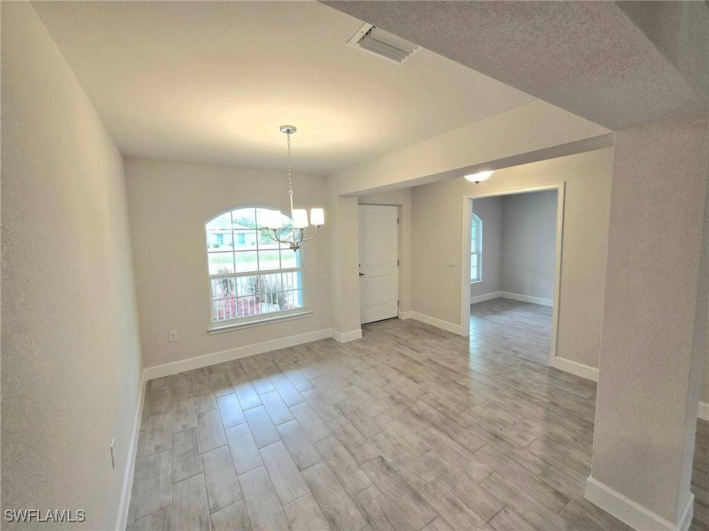 Lehigh Acres, FL 33974,510 Lone Star LN