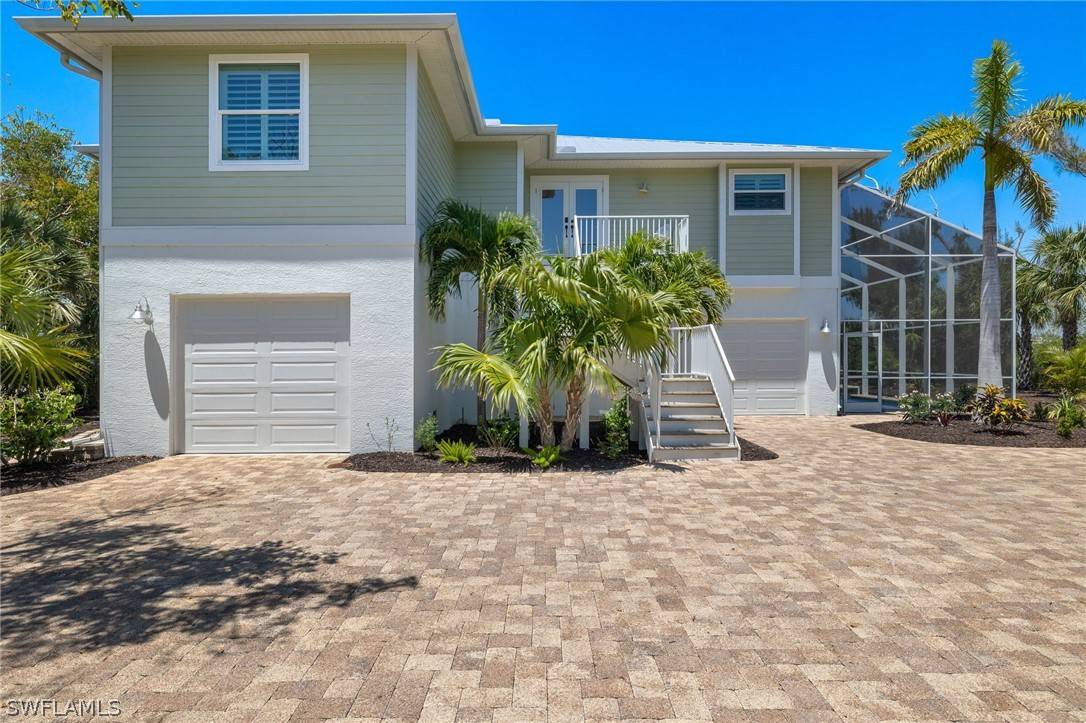 Sanibel, FL 33957,1402 Middle Gulf DR