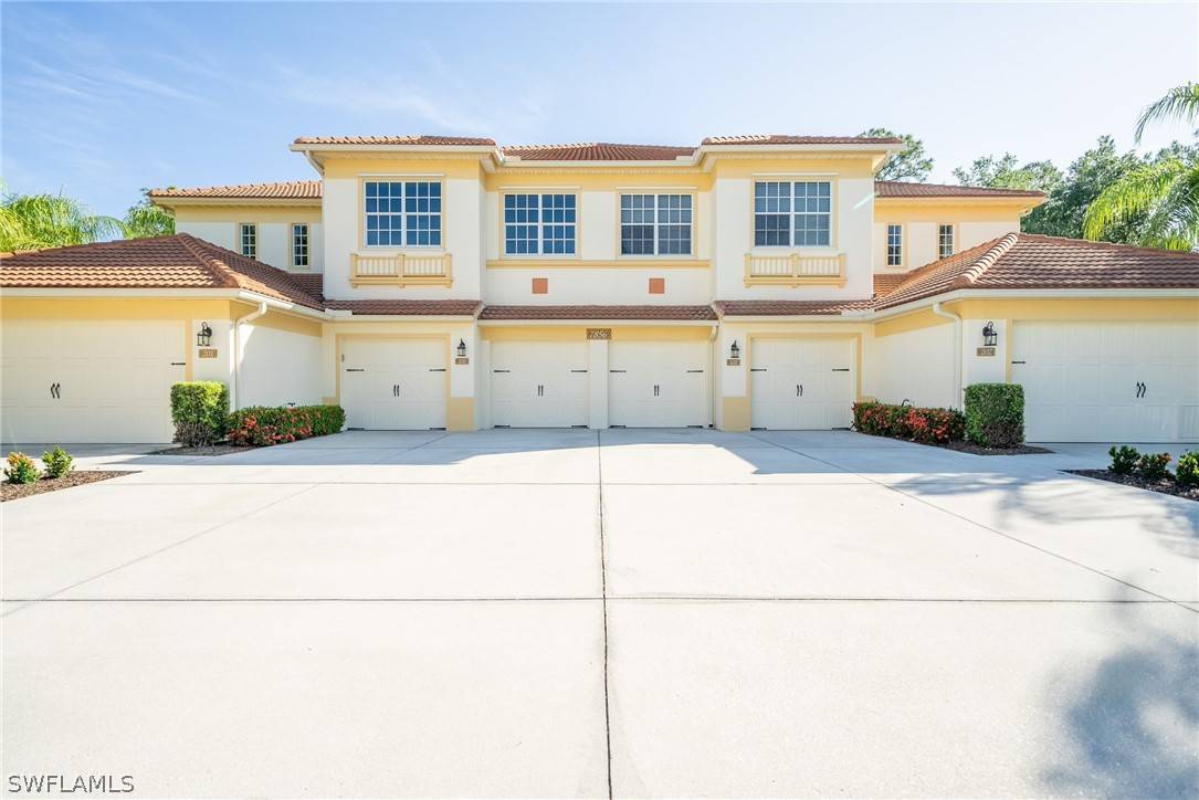 Naples, FL 34104,7856 Clemson ST #101