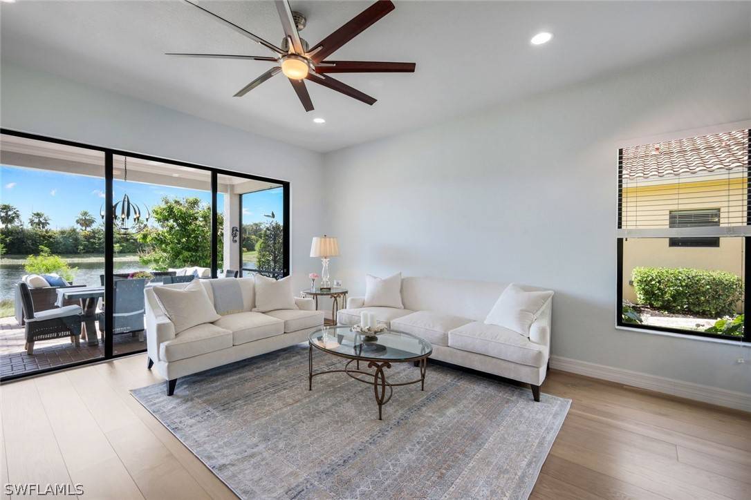 Naples, FL 34109,13339 Silktail DR