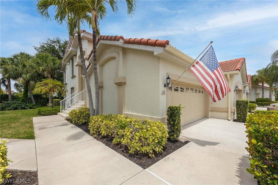 Fort Myers, FL 33919,15153 Oxford CV #2304
