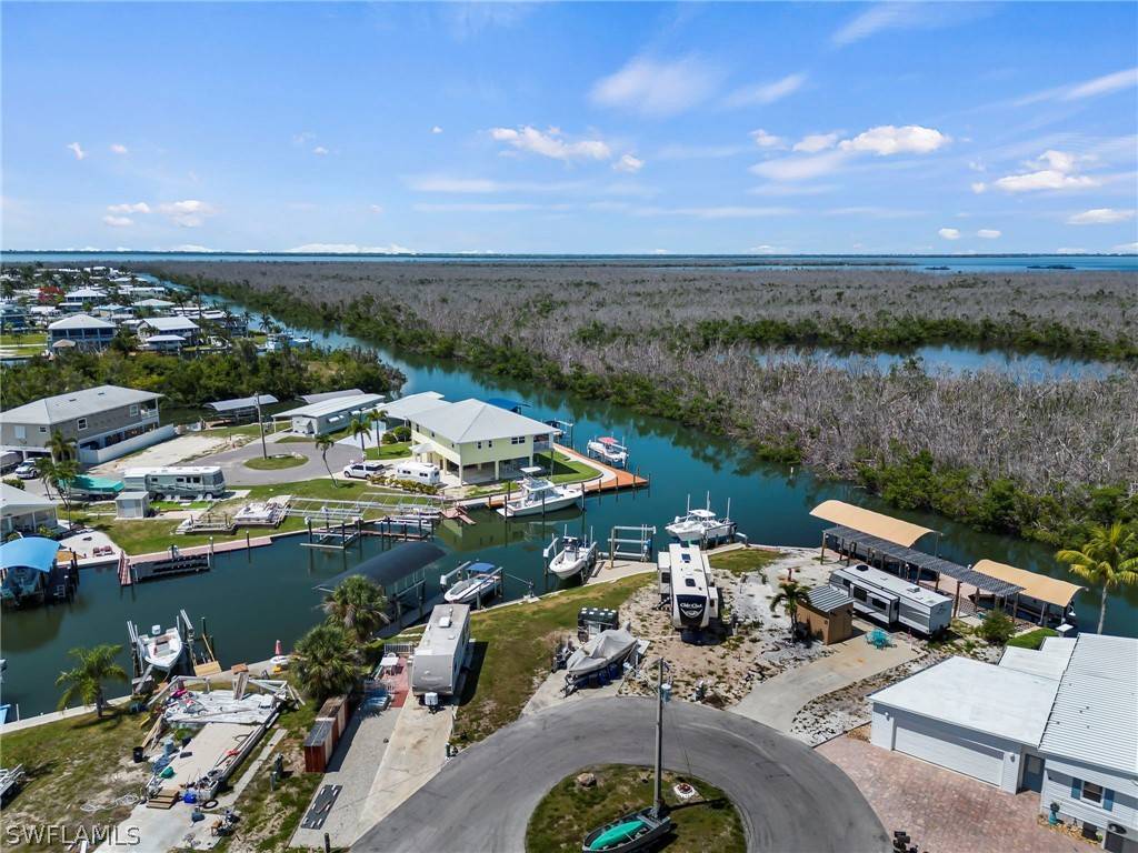 Other, FL 33956,3941 Blueberry LN