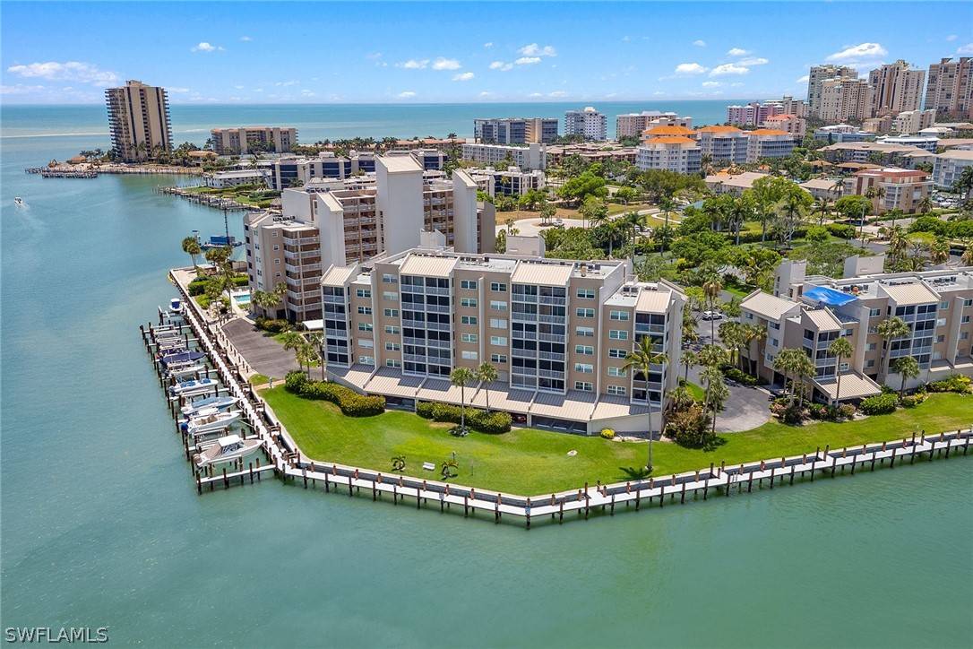 Marco Island, FL 34145,897 Collier CT #204