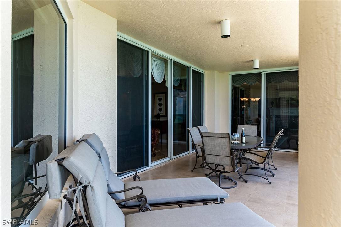 Marco Island, FL 34145,970 Cape Marco DR #806