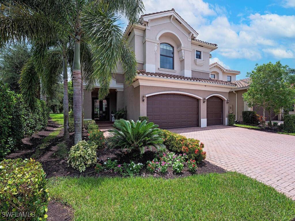 Naples, FL 34119,3602 Santaren CT