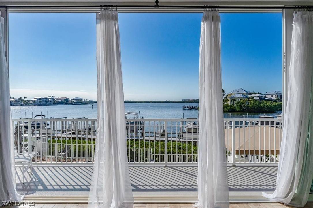 Bonita Springs, FL 34134,4975 Bonita Beach RD #106