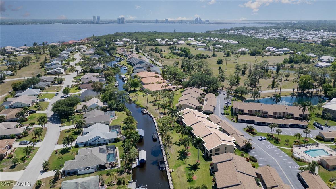 North Fort Myers, FL 33917,15350 Moonraker CT #301