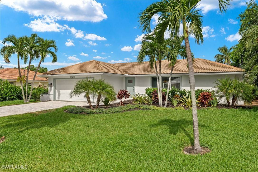 Sanibel, FL 33957,1002 Kings Crown DR
