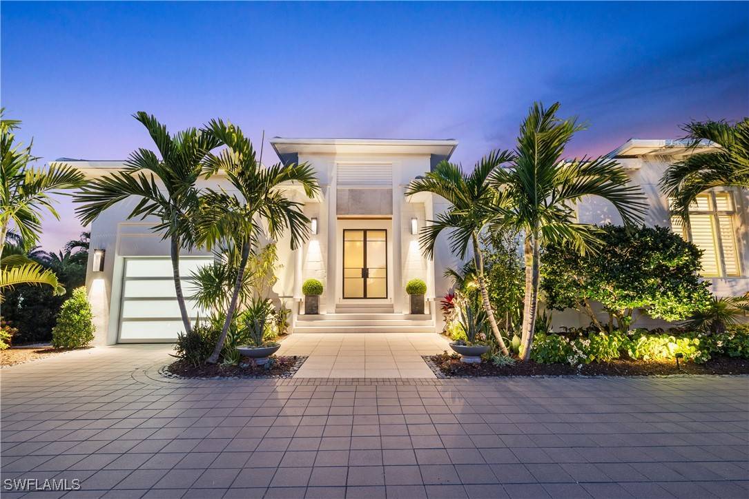 Naples, FL 34103,4220 Crayton RD
