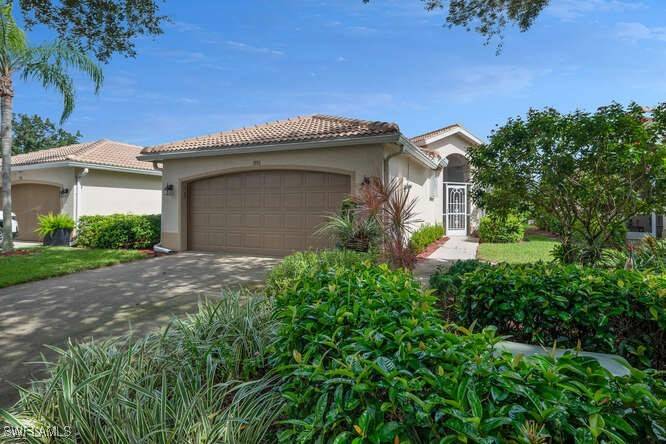 Naples, FL 34119,1896 Crestview WAY