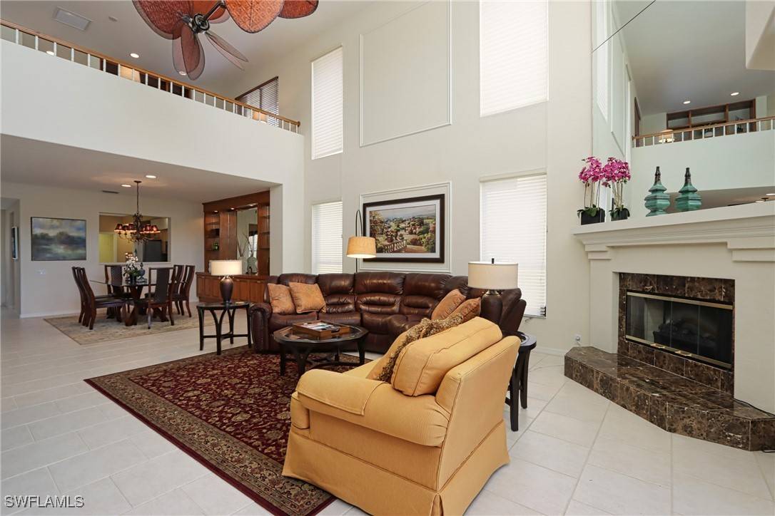 Naples, FL 34110,5901 Ashford LN
