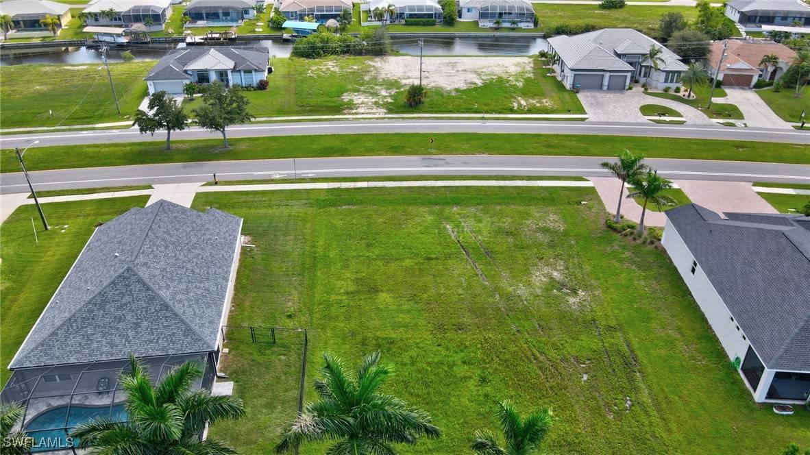 Cape Coral, FL 33914,2536 Surfside BLVD