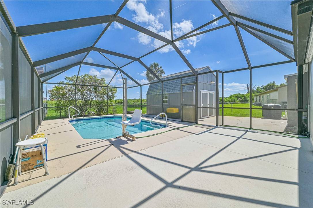 North Fort Myers, FL 33917,4417/4421 Ruthann CT