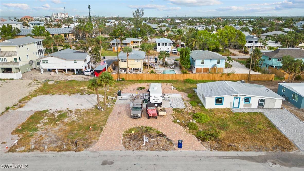 Fort Myers Beach, FL 33931,137 Hibiscus DR