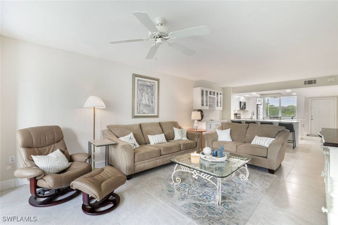 Naples, FL 34110,285 Naples Cove DR #1504