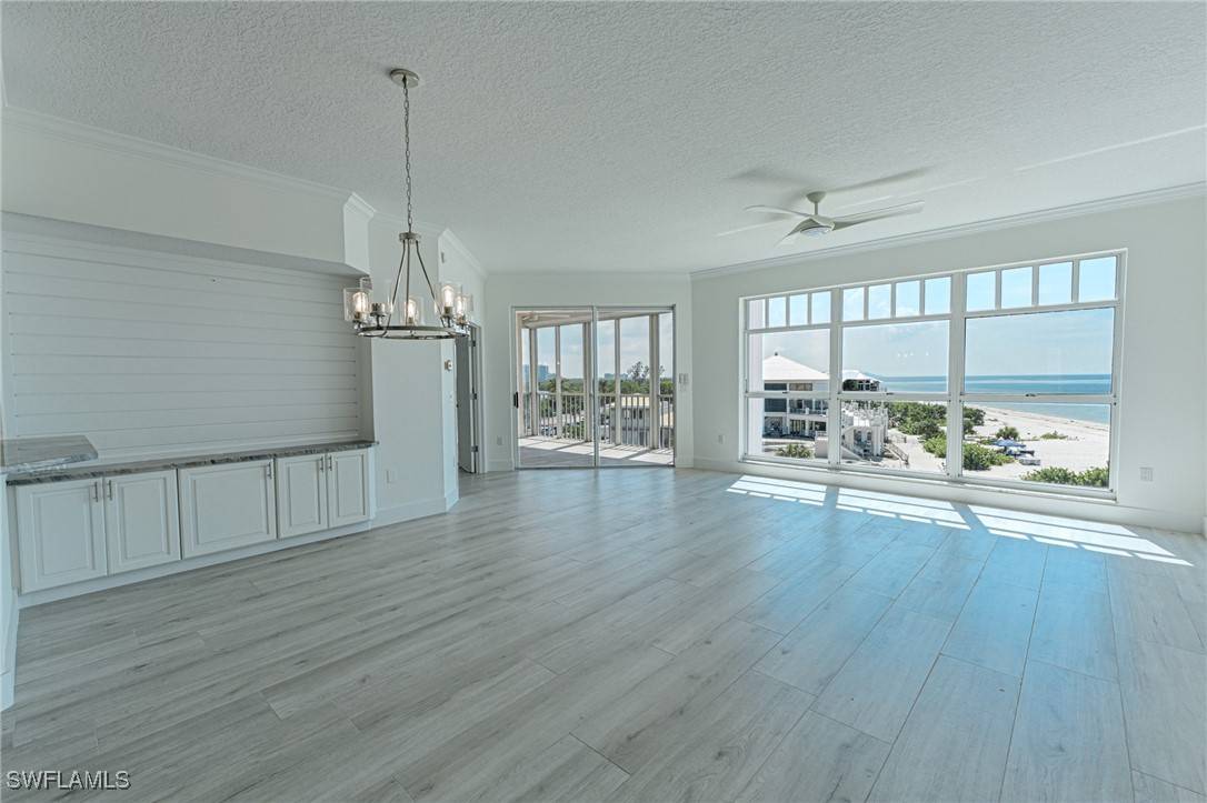 Bonita Springs, FL 34134,269 Barefoot Beach BLVD #403