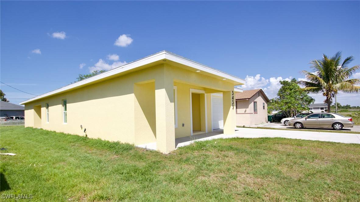 Fort Myers, FL 33916,3433 Jeffcott ST