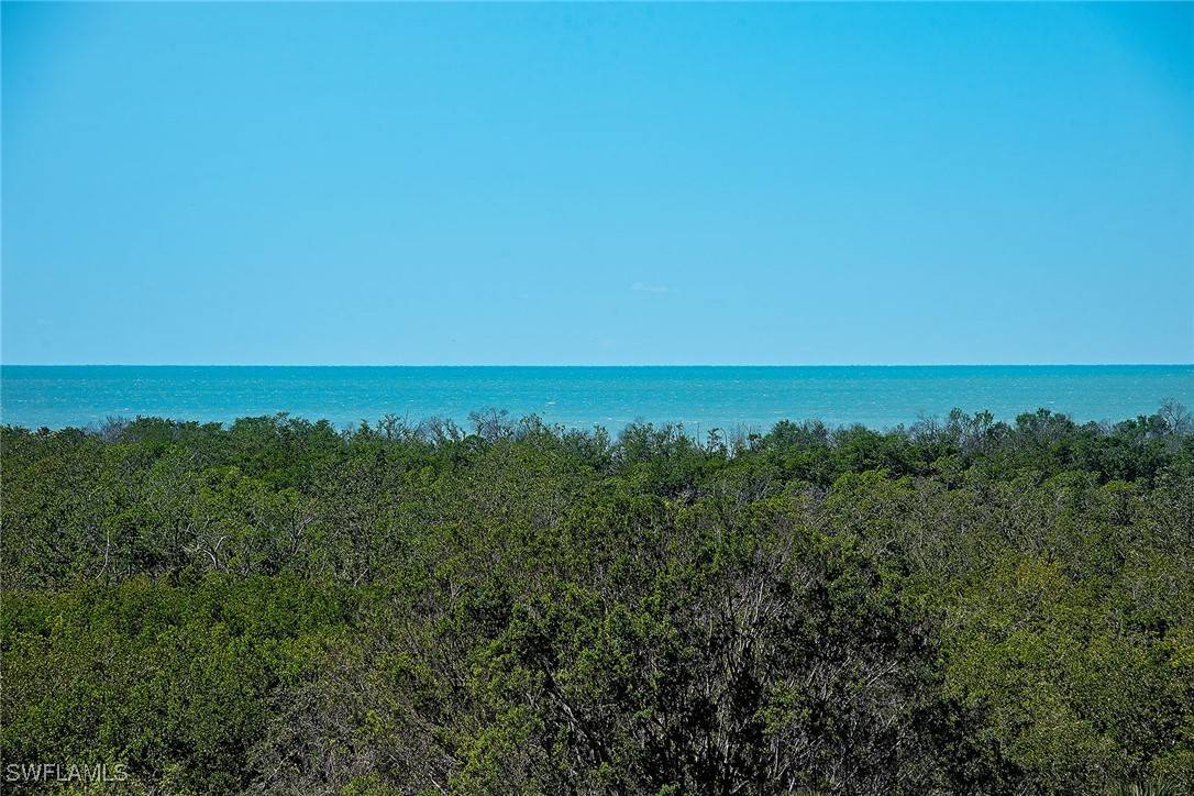 Naples, FL 34108,6597 Nicholas BLVD #601