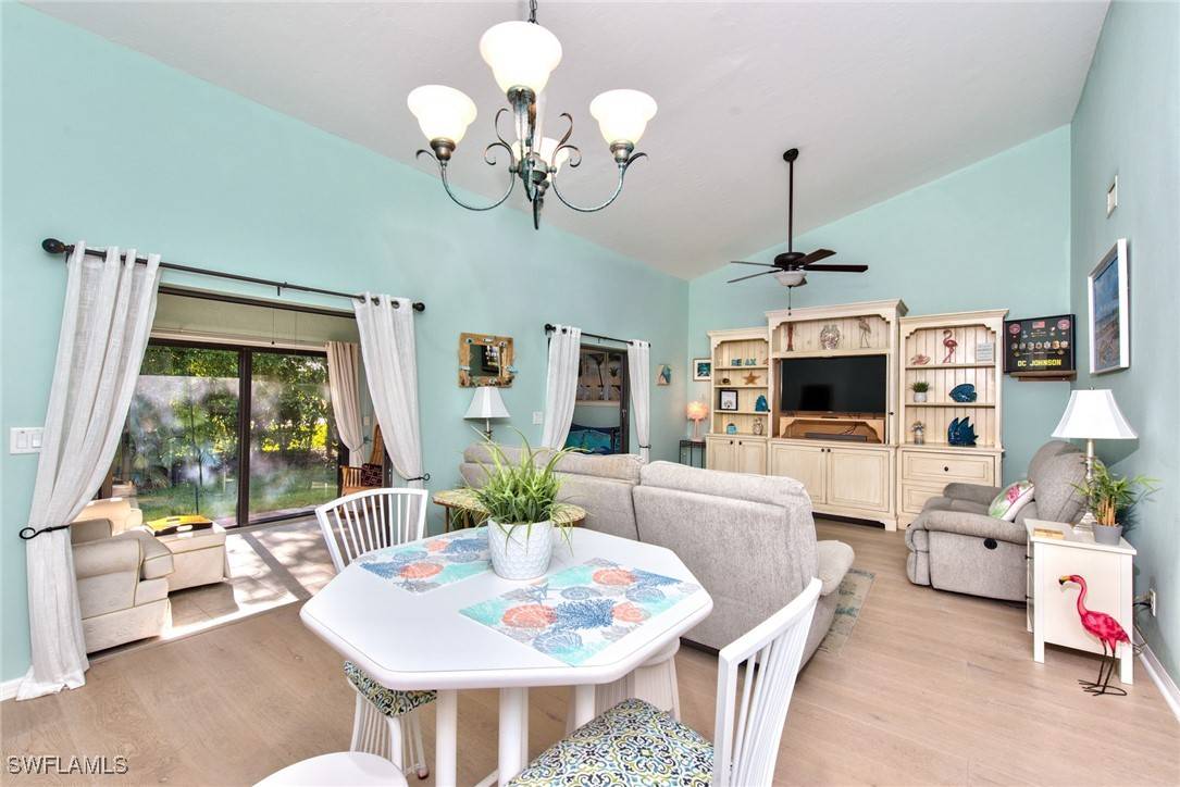 Naples, FL 34112,6056 Huntington Woods DR #138-9