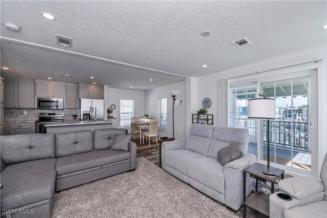 St James City, FL 33956,2738 Heron CT