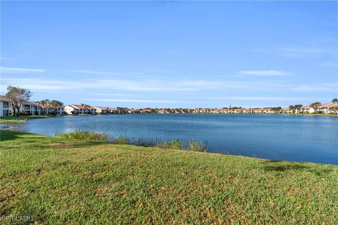 Naples, FL 34109,7794 Emerald CIR #A-103