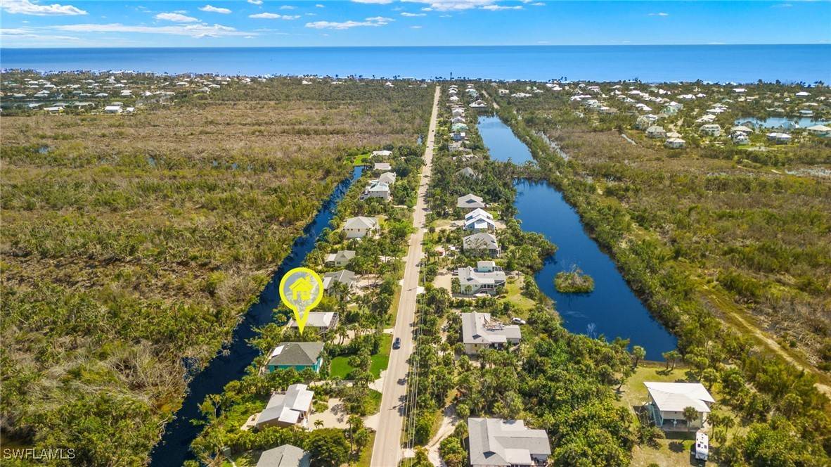 Sanibel, FL 33957,838-840 Rabbit RD