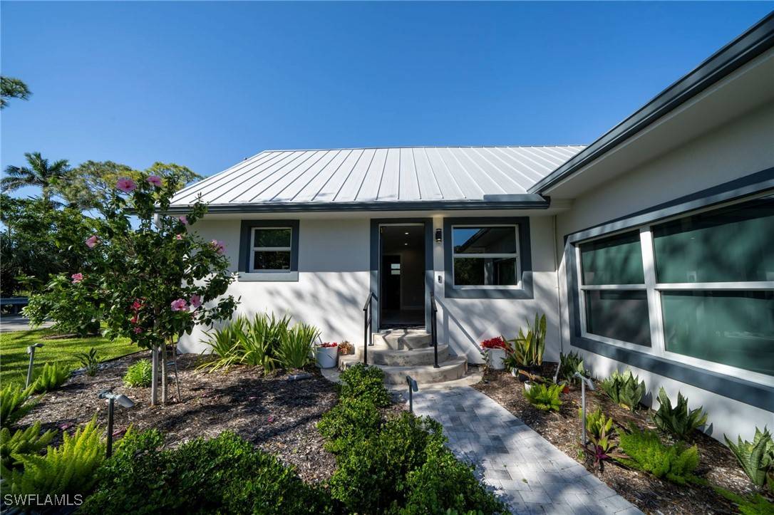 Bonita Springs, FL 34134,3986 Bennett LN
