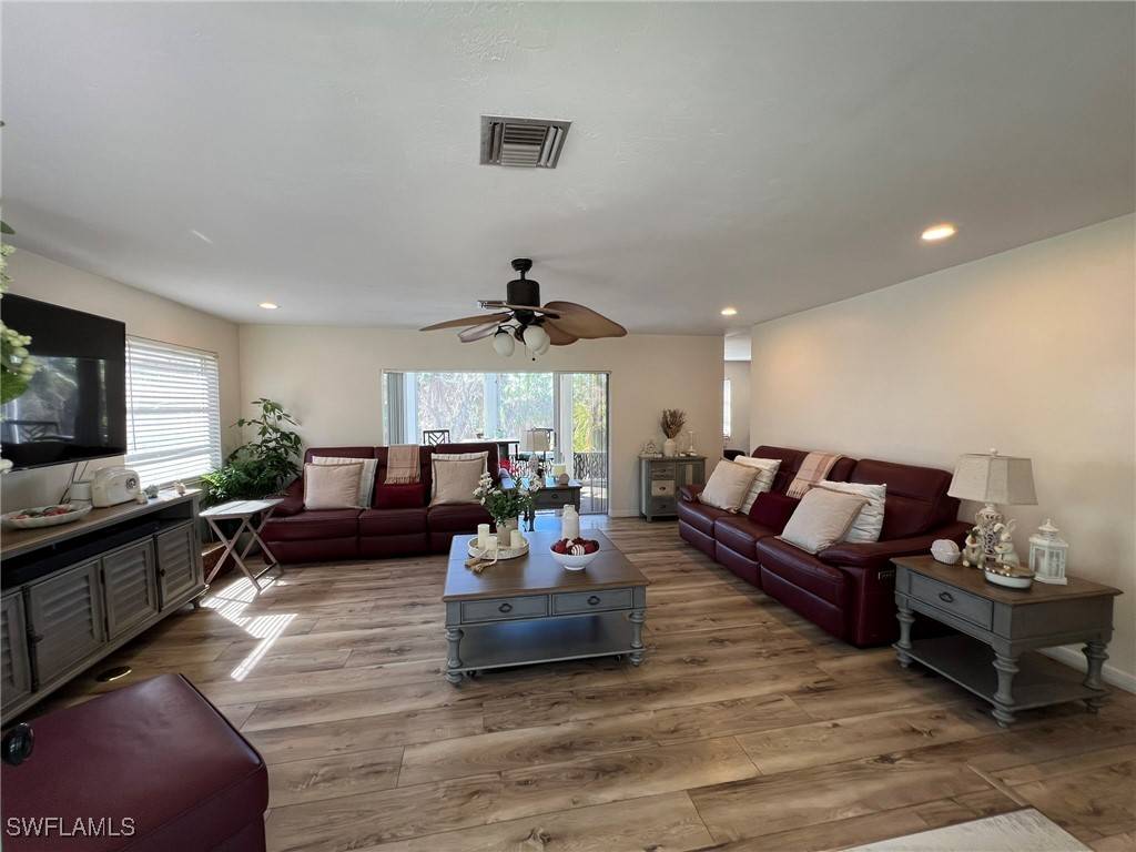 Sanibel, FL 33957,9225 Dimmick DR
