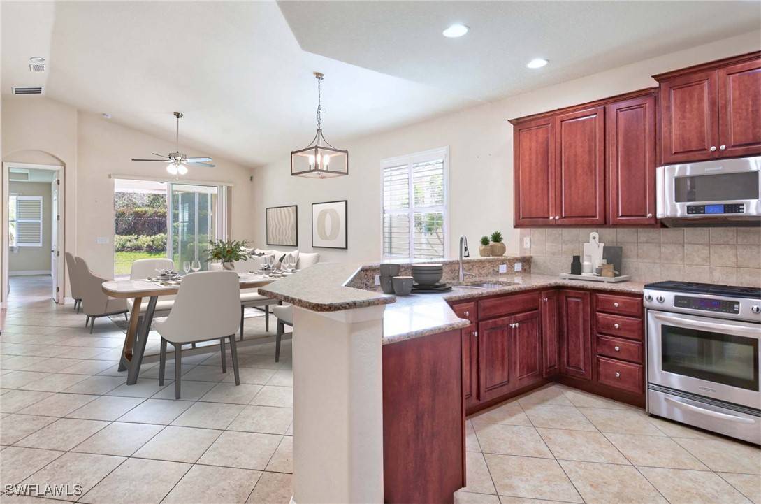 Estero, FL 33967,19758 Tesoro WAY