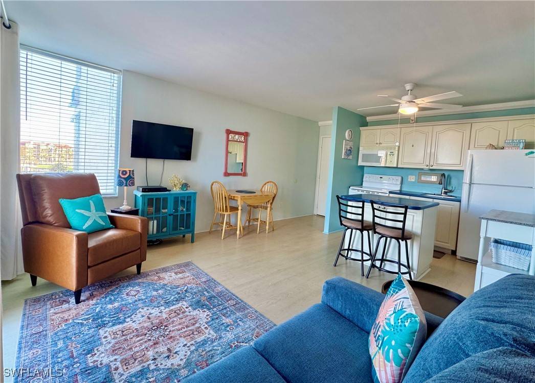 Fort Myers Beach, FL 33931,7300 Estero BLVD #201