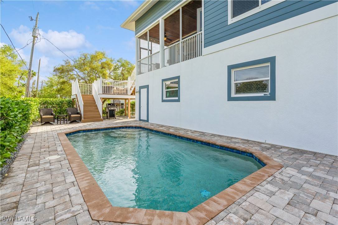 Fort Myers Beach, FL 33931,151 Gulf Island DR