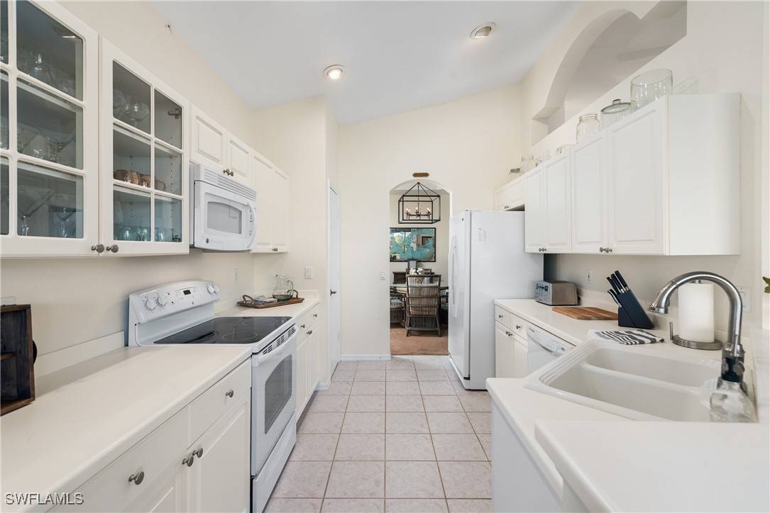 Bonita Springs, FL 34134,4400 Riverwatch DR #203