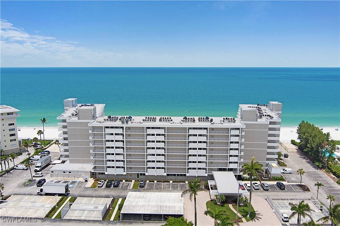 Naples, FL 34103,3443 Gulf Shore BLVD N #704