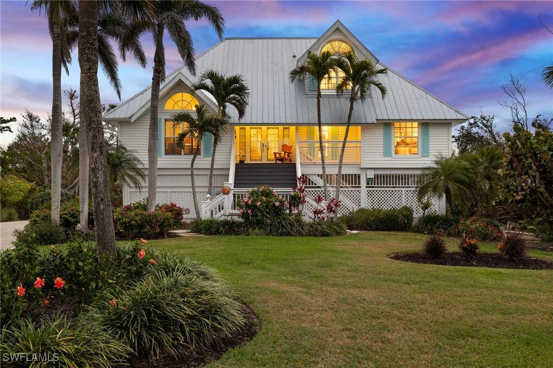 Sanibel, FL 33957,203 Daniel DR