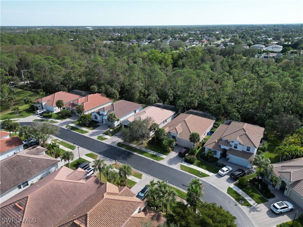 Naples, FL 34110,16144 Parque LN