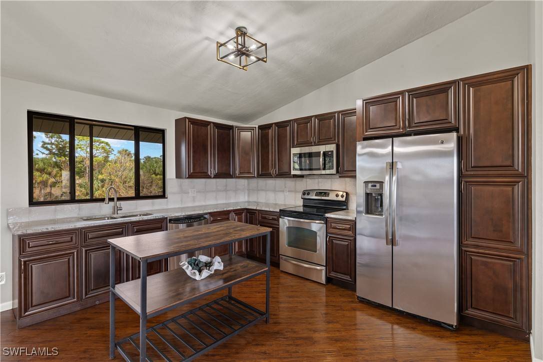 Bonita Springs, FL 34134,4748 Pembrooke LN
