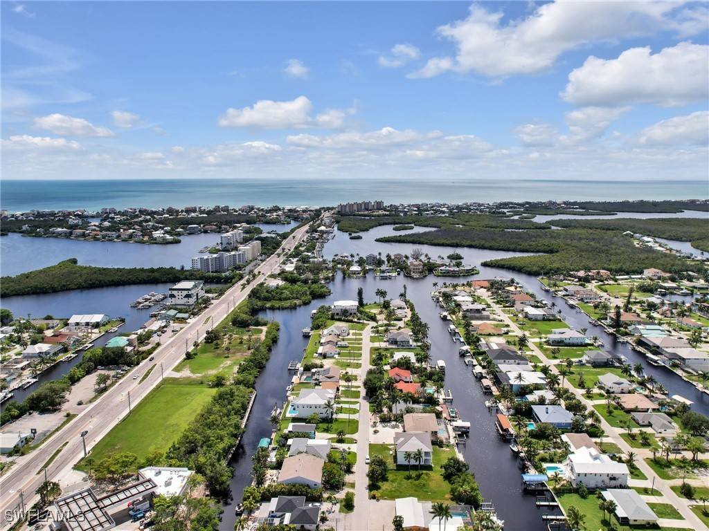 Bonita Springs, FL 34134,4822-4824 Gary RD