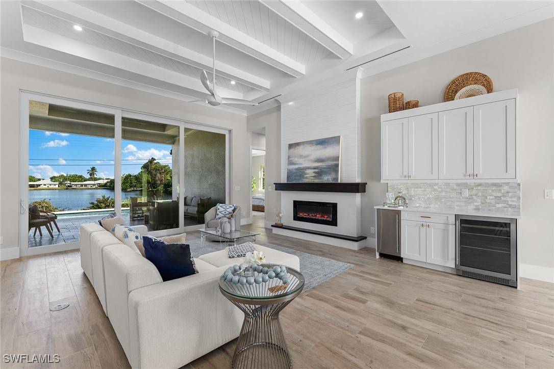 Naples, FL 34102,1478 10th ST N