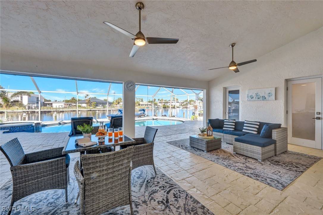Cape Coral, FL 33904,5211 Tamiami CT