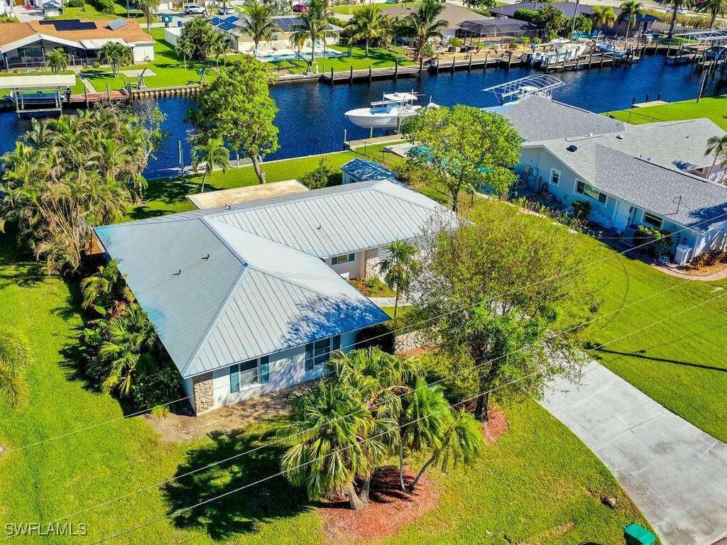Fort Myers, FL 33919,125 Montrose DR