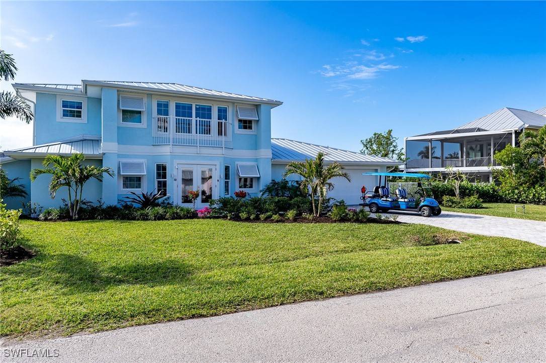 Sanibel, FL 33957,1507 Angel DR