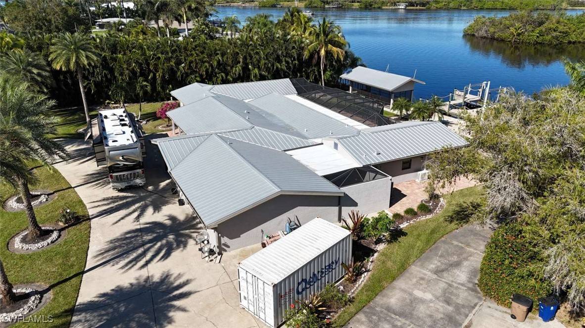 Fort Myers, FL 33905,14562 Riverside DR