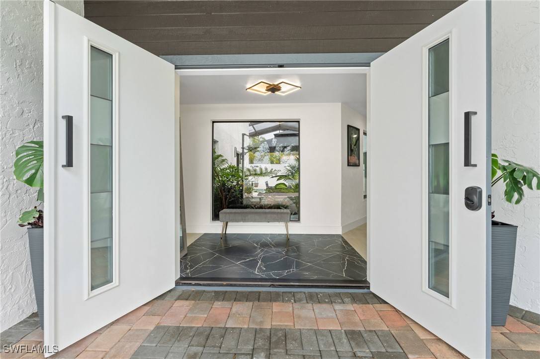 Fort Myers, FL 33908,15600 Light Blue CIR