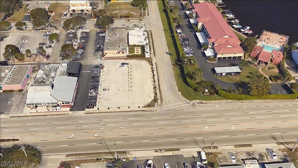 Cape Coral, FL 33904,1725 Cape Coral Pkwy E