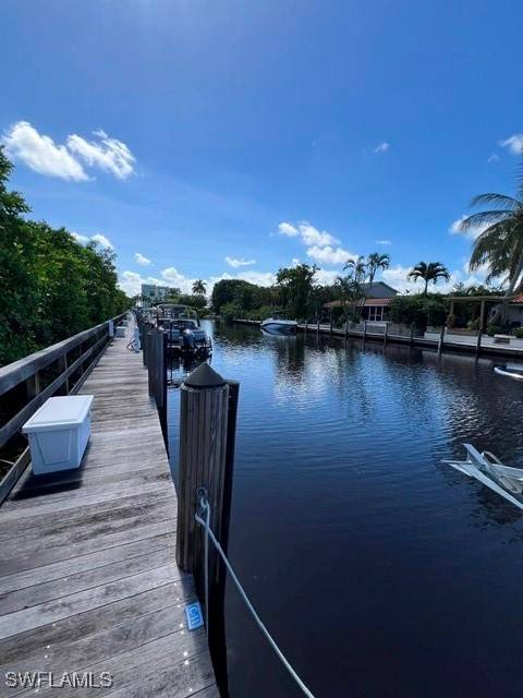 Naples, FL 34102,1500 5th AVE S